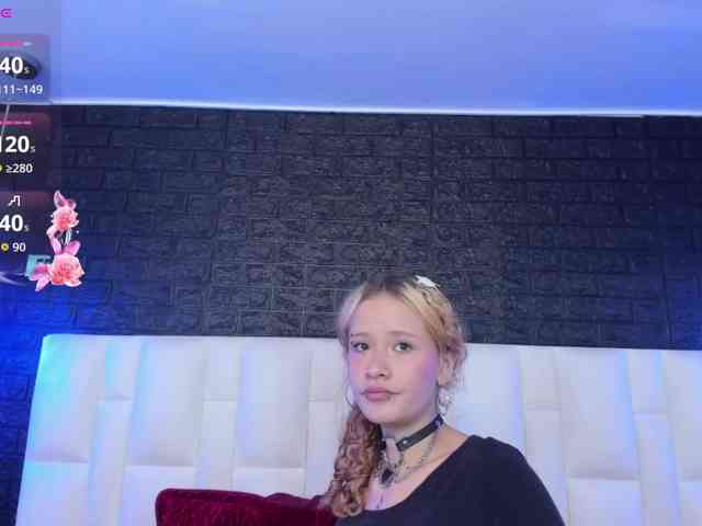 Erika-Thompson webcam