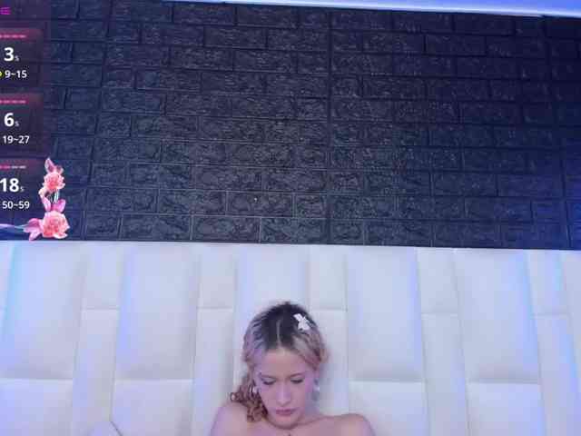 Erika-Thompson webcam