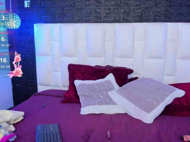 Erika-Thompson webcam