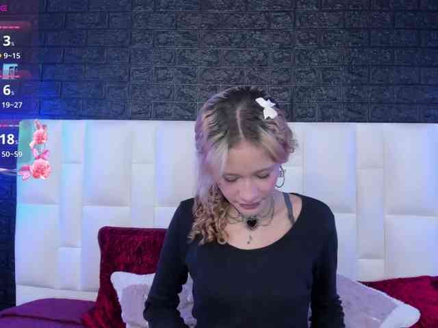 Erika-Thompson webcam