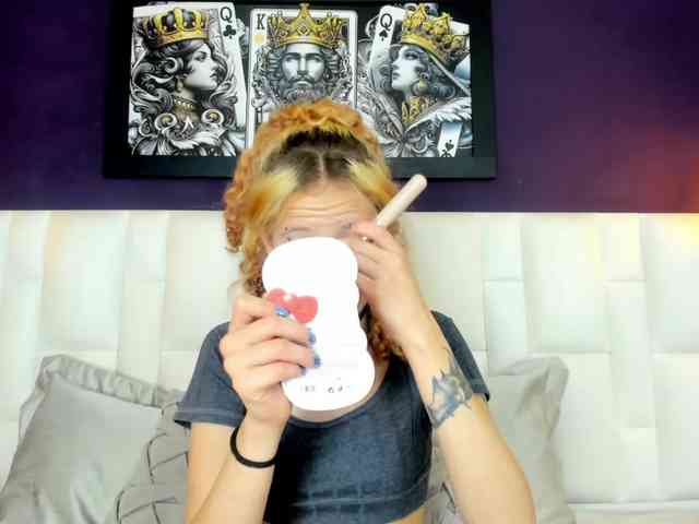 Erika-Thompson webcam