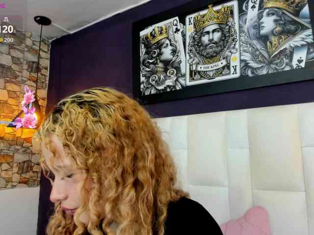 Erika-Thompson webcam