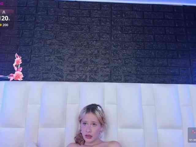 Erika-Thompson webcam