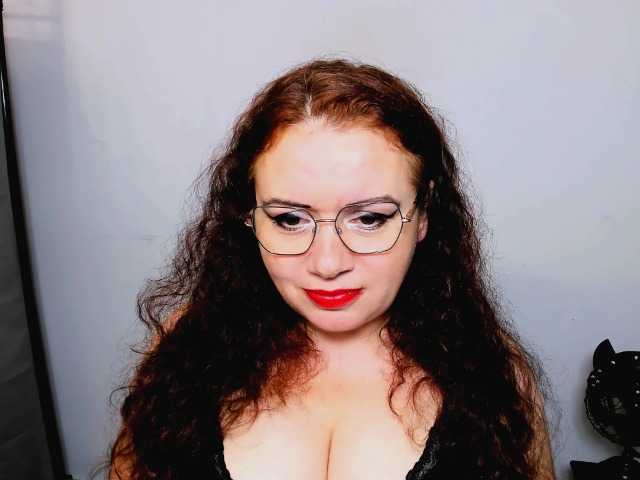 MistressElisabeth live cam preview