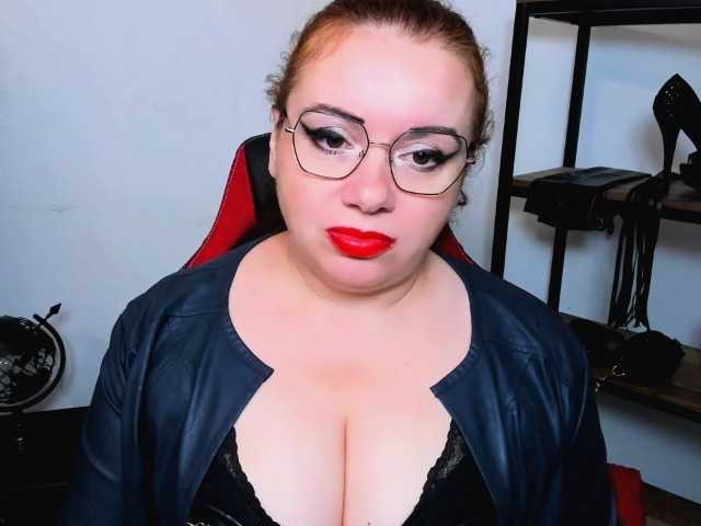 MistressElisabeth live cam preview