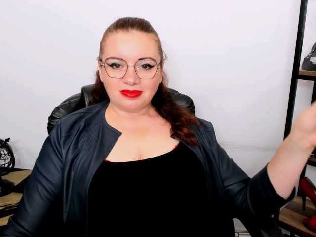 ElisabethAmore live cam