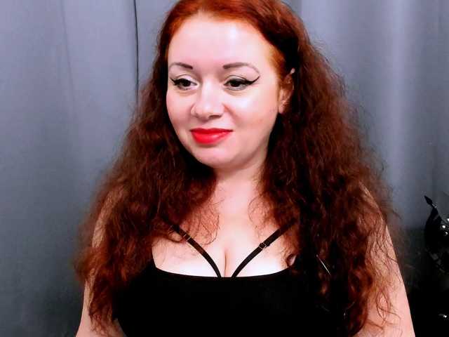 MistressElisabeth live cam preview