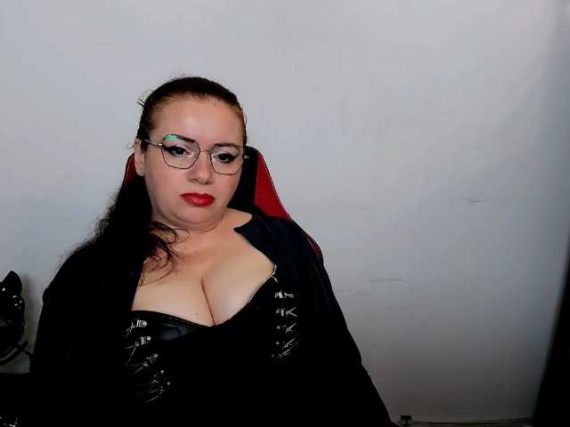 MistressElisabeth live cam preview