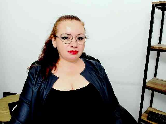 Model: MistressElisabeth