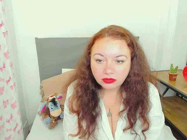 ElisabethAmore webcam