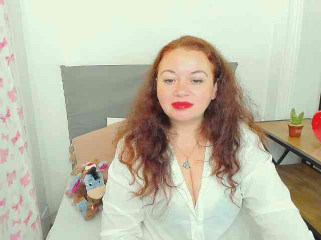 ElisabethAmore webcam