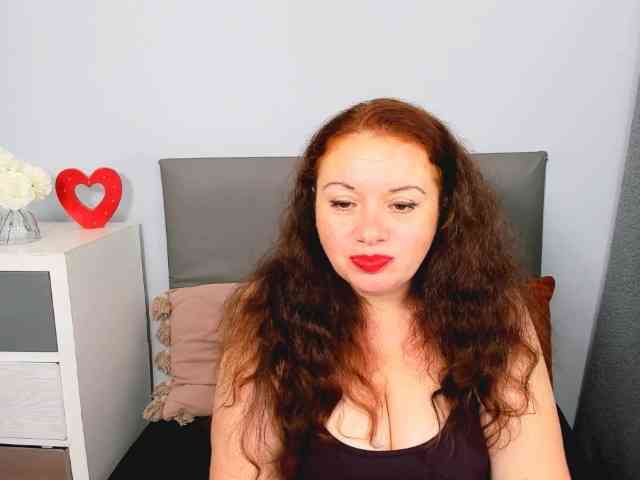 ElisabethAmore webcam