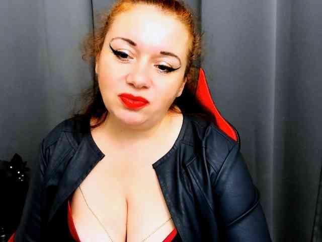 Model: MistressElisabeth
