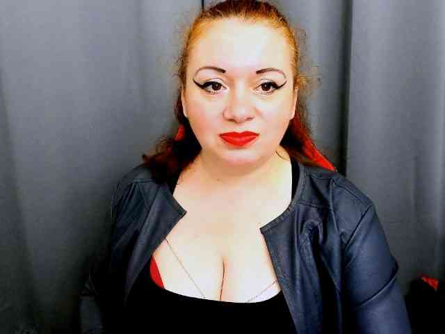 Model: MistressElisabeth