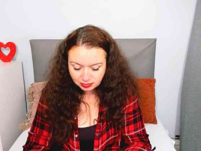 ElisabethAmore webcam