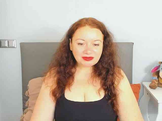 ElisabethAmore webcam
