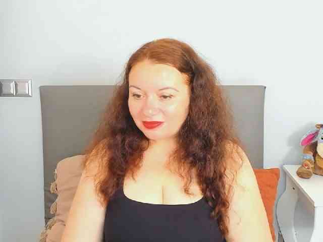ElisabethAmore webcam