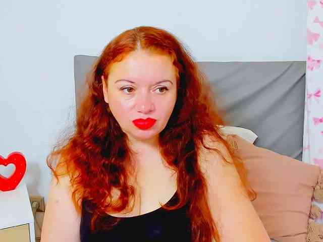 ElisabethAmore webcam