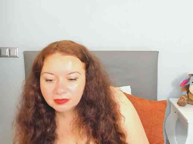 ElisabethAmore webcam