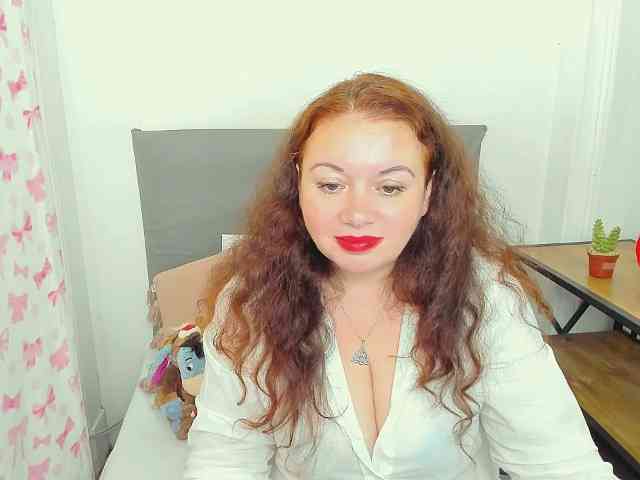 ElisabethAmore webcam