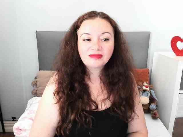 ElisabethAmore webcam