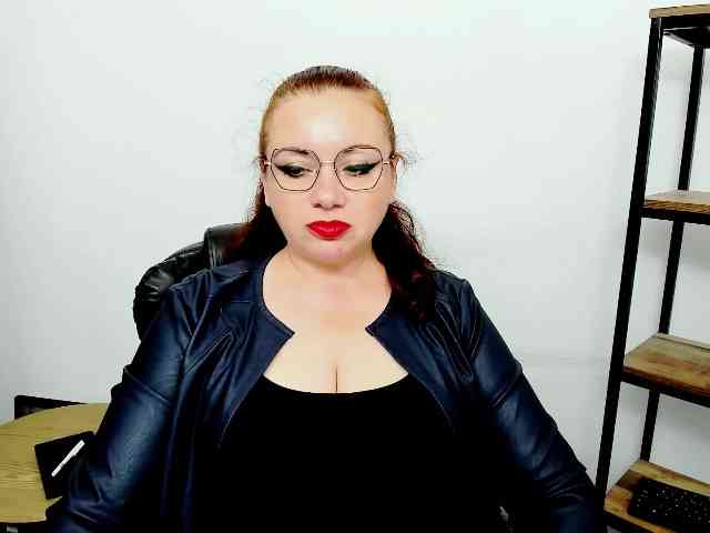 Model: MistressElisabeth