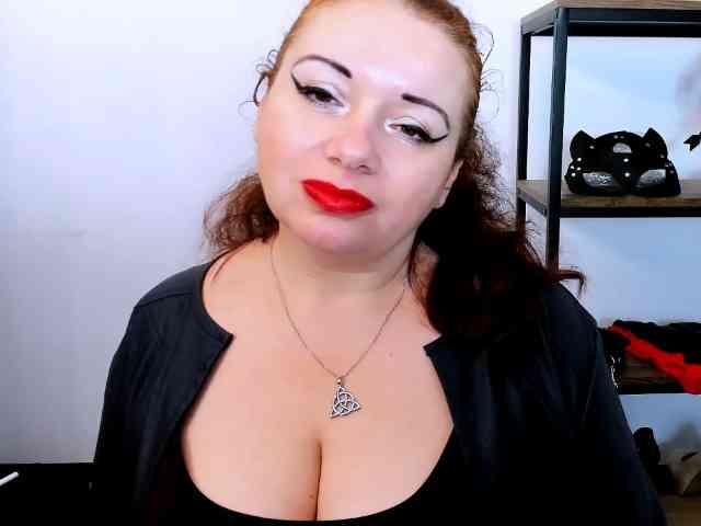 Model: MistressElisabeth