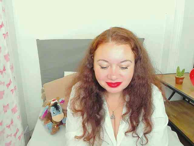ElisabethAmore webcam