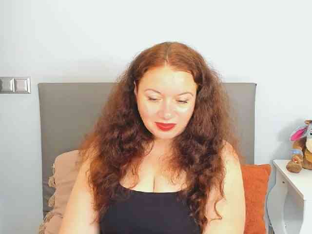 ElisabethAmore webcam