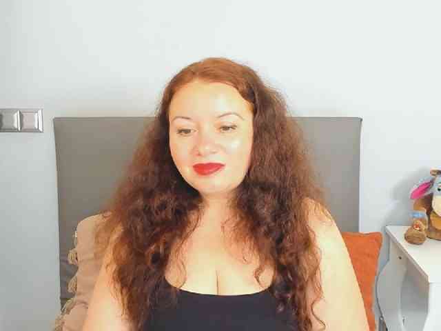 ElisabethAmore webcam