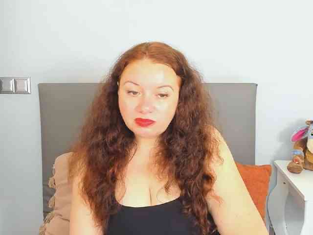 ElisabethAmore webcam