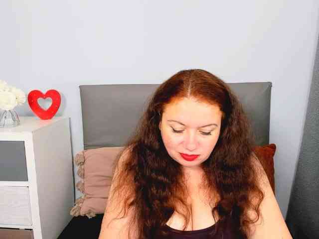 ElisabethAmore webcam