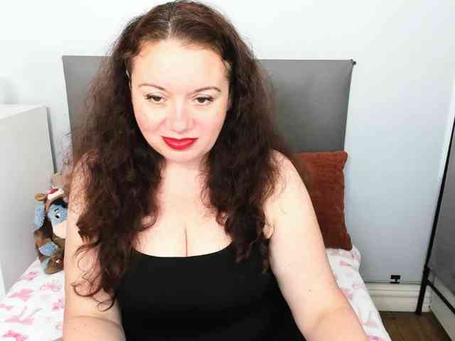ElisabethAmore webcam