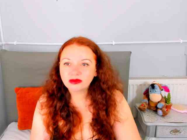 ElisabethAmore webcam