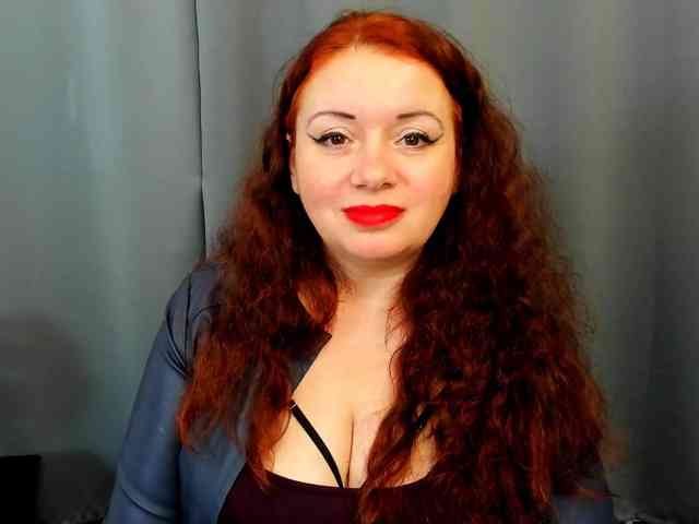 Model: MistressElisabeth