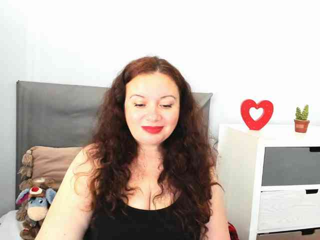 ElisabethAmore webcam
