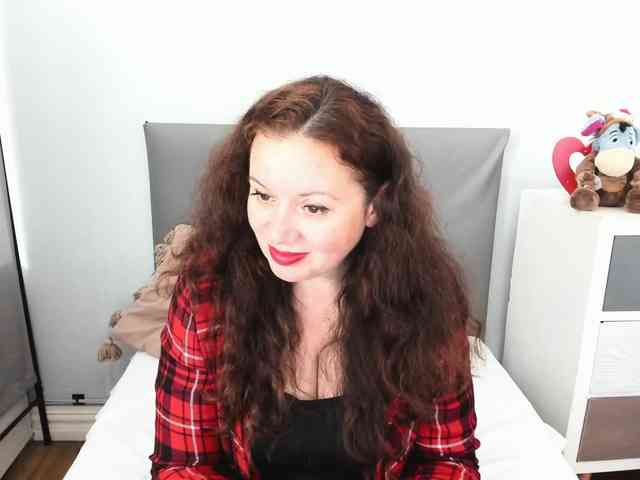ElisabethAmore webcam