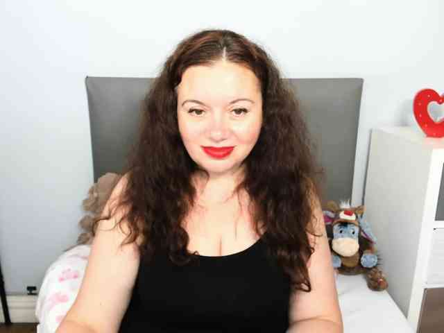 ElisabethAmore webcam