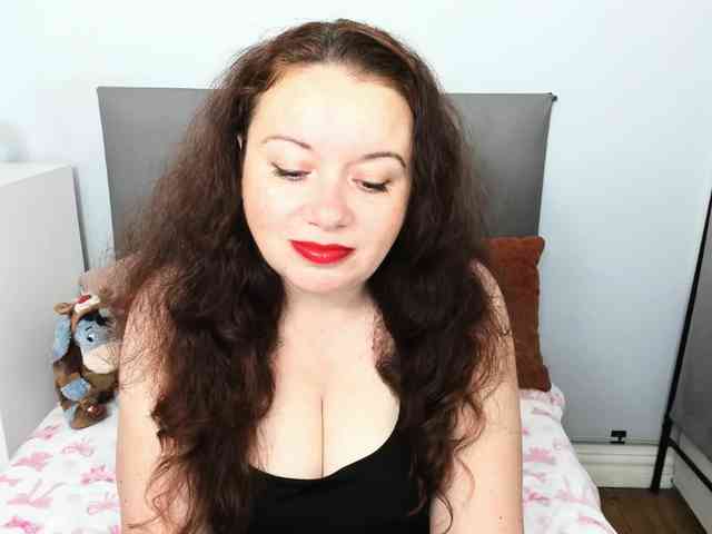 ElisabethAmore webcam