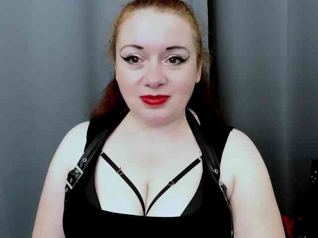 Model: MistressElisabeth