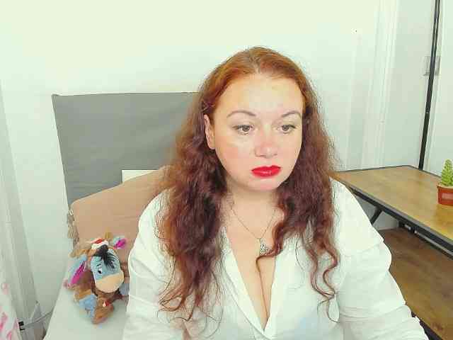ElisabethAmore webcam