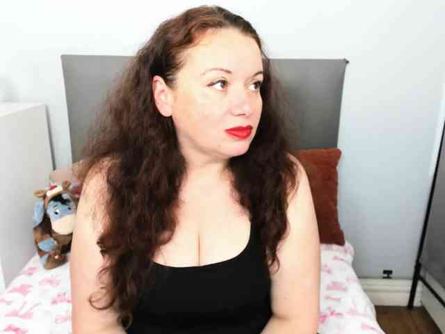 ElisabethAmore webcam