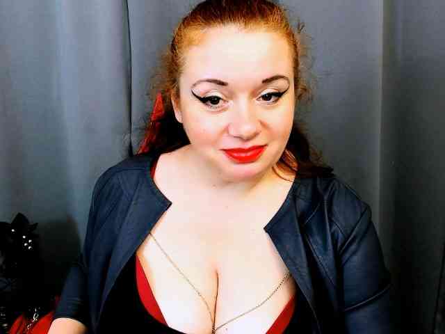 Model: MistressElisabeth