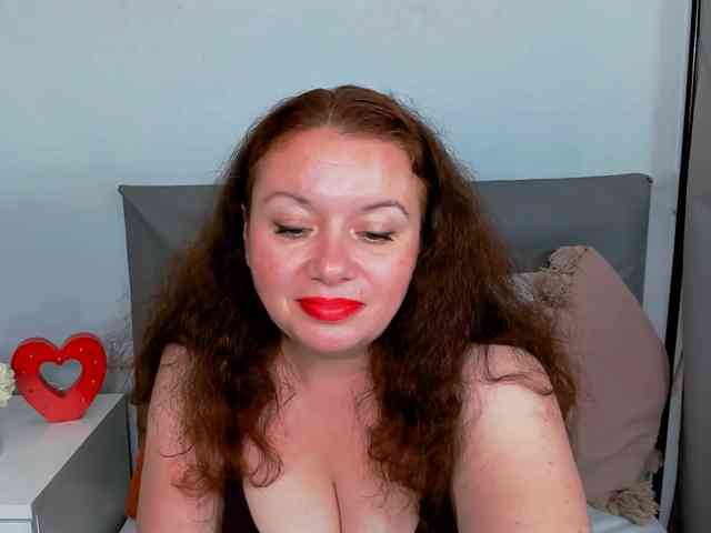 ElisabethAmore webcam