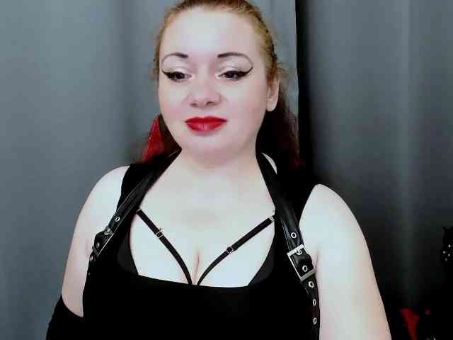 Model: MistressElisabeth