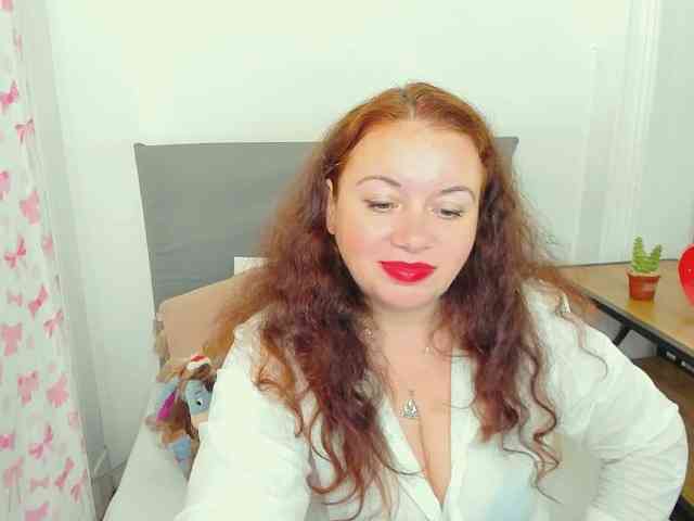 ElisabethAmore webcam