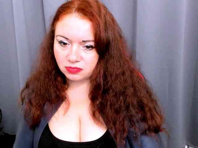 Model: MistressElisabeth