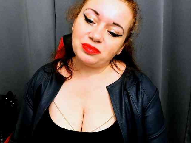 Model: MistressElisabeth