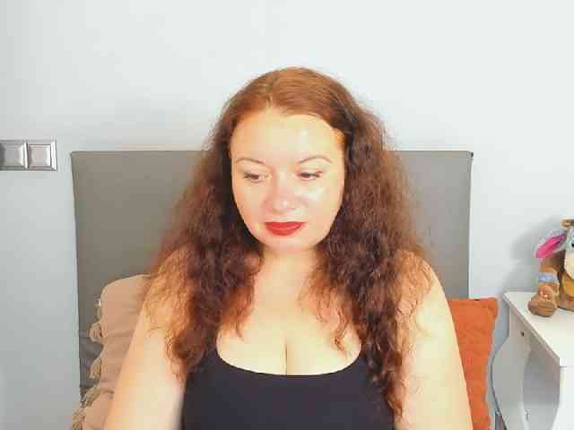 ElisabethAmore webcam