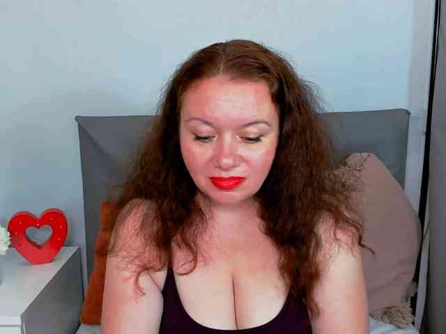 ElisabethAmore webcam